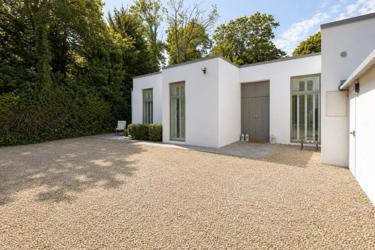 Stylish 3BR Home Wiz Private Garden & Parking - B&B Dublin