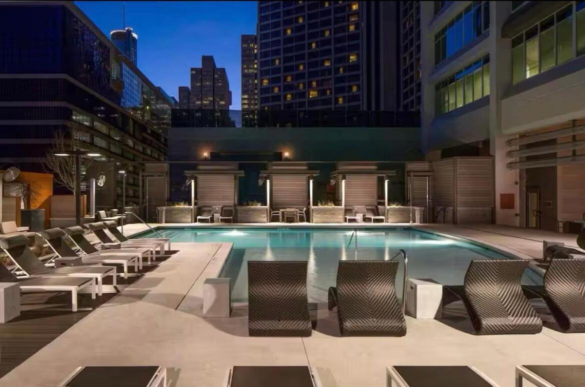 Toast to the City ATL High-Rise with Bar - B&B Atlanta