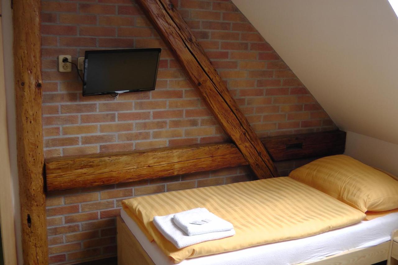 Zweibettzimmer mit eigenem Bad