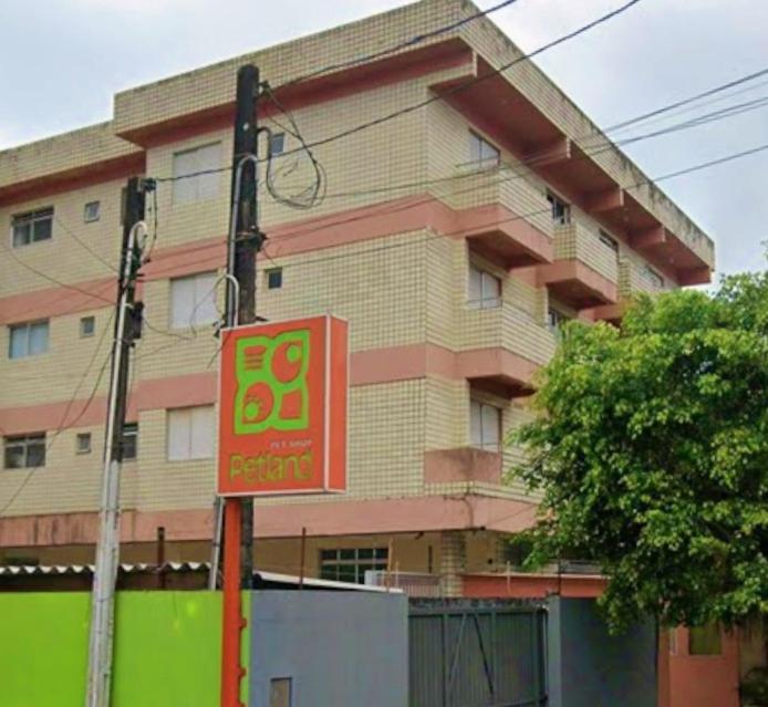 Apartamento no centro de Mongaguá - Bed and Breakfast Mongaguá