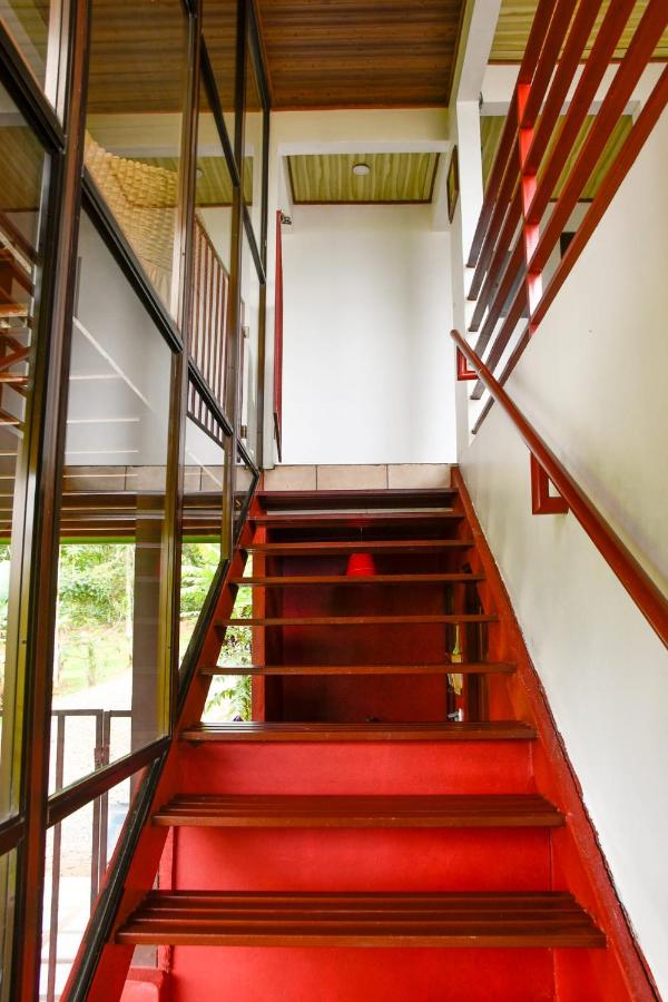 SauGaLe - Paradise Views, King Bed, Hot Tub, Pool - Bed and Breakfast Quebradas