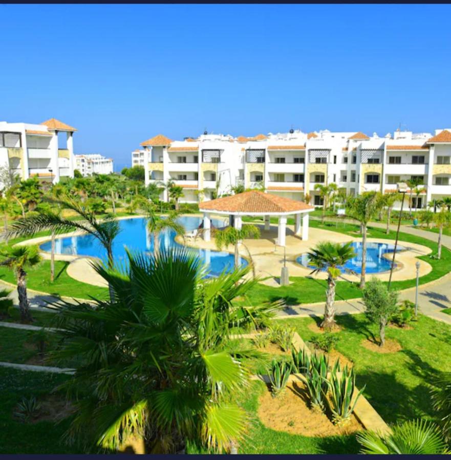 Marina Golf avec piscines - B&B Arcila