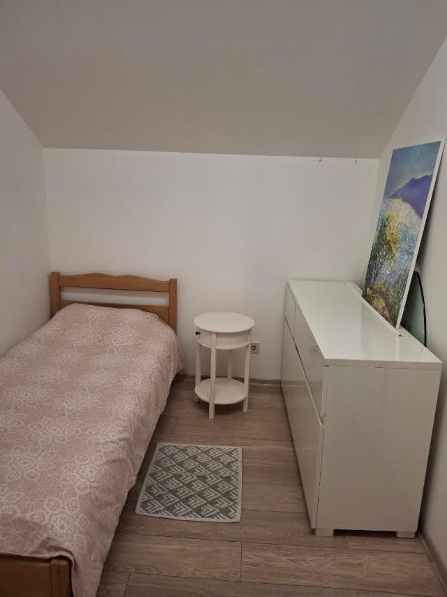 Таунхаус Люстдорф - B&B Dobrovelychkivka