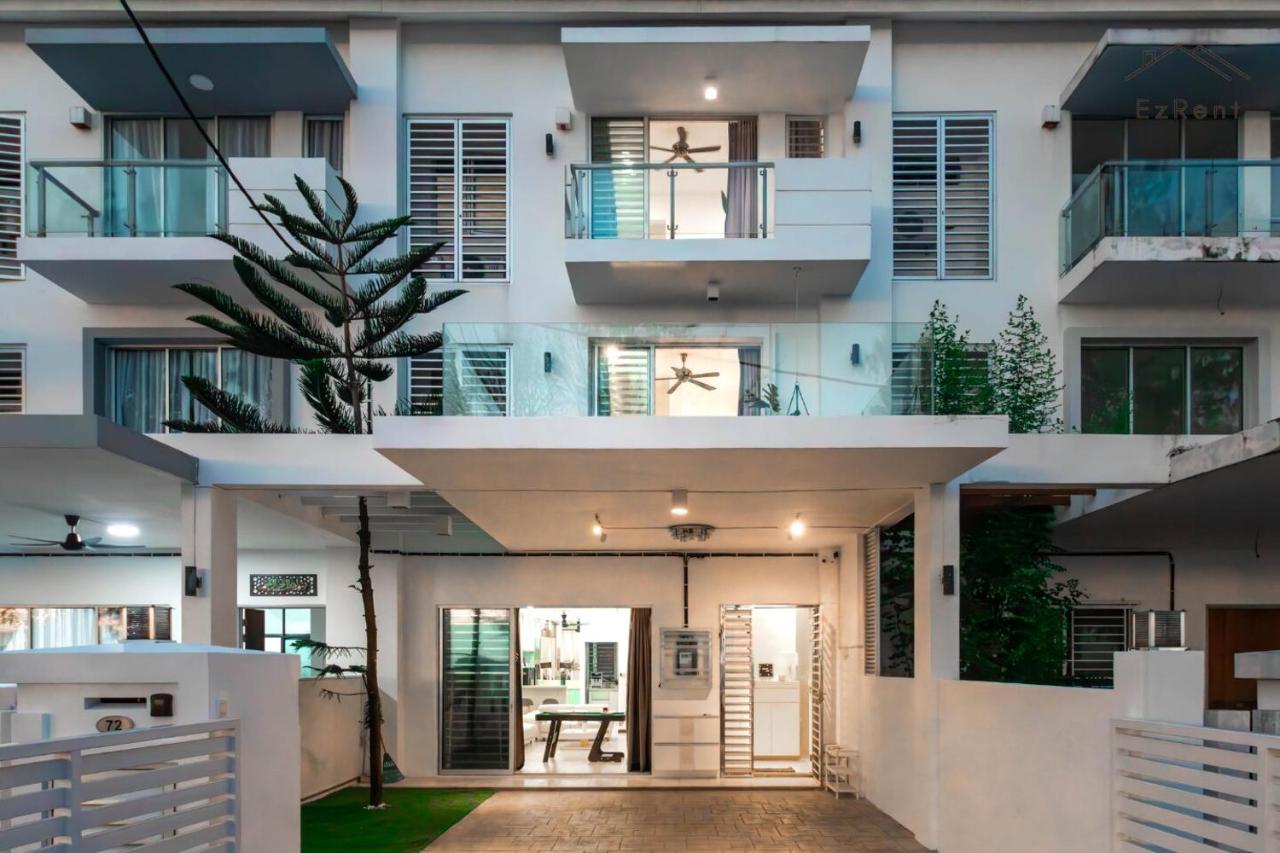 Seafront 5BR Landed Home 14 Pax with Ocean Seaview & Netflix WiFi - Ferienwohnung Bayan Lepas