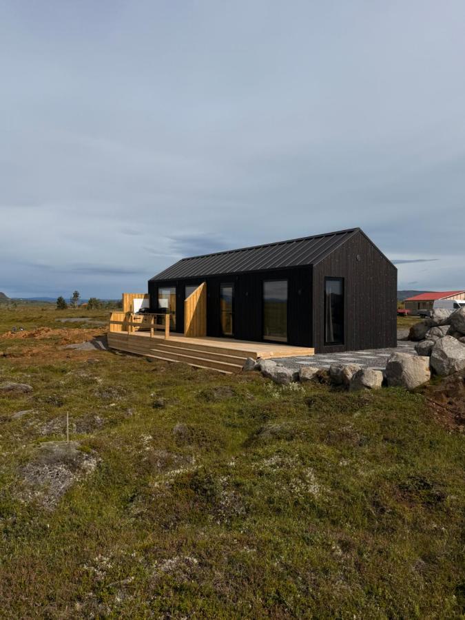 Private Cabin With Mountain View - Golden Circle by Heimavaka - Chambres d'hôtes Selfoss