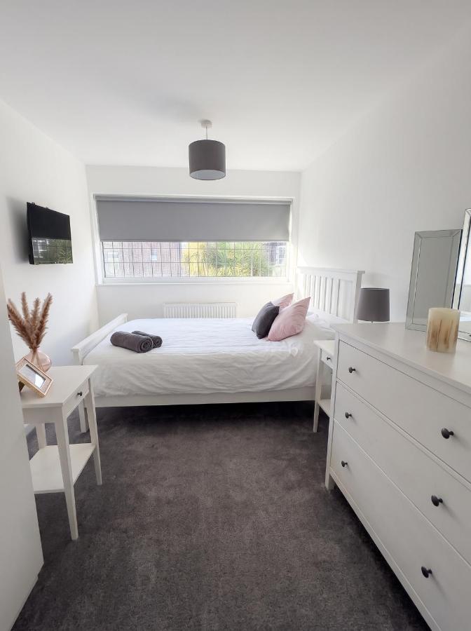 3 Bed Family Home In Ormskirk - Ferienwohnung Ormskirk