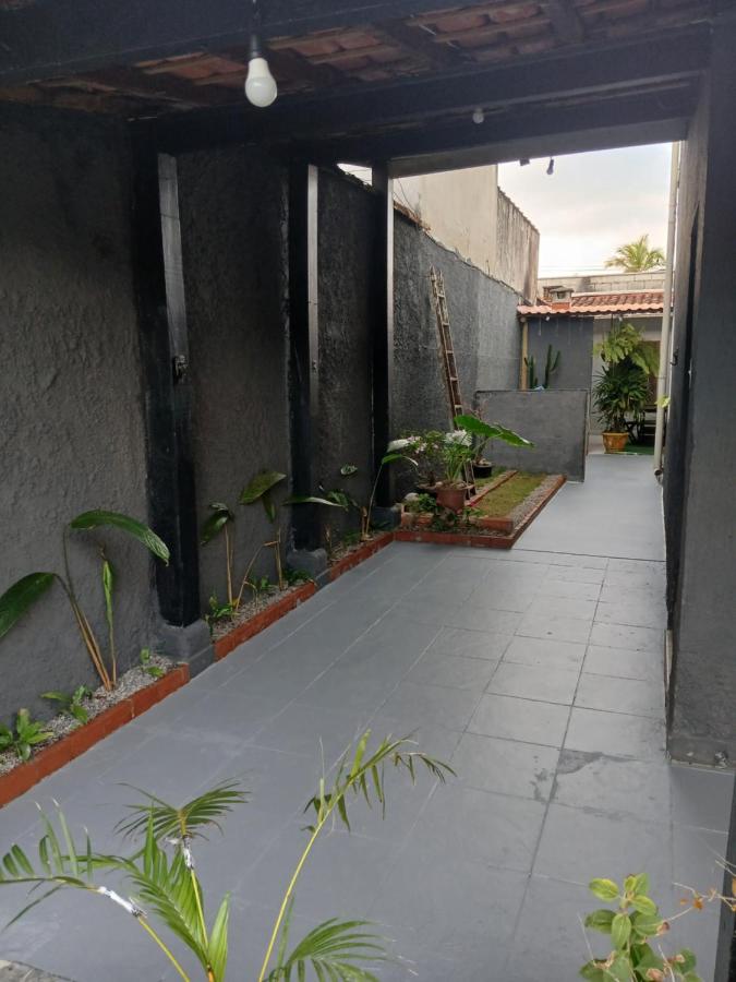 Casa a 50 mts da praia Martin de Sá em caraguatatuba - Chambres d'hôtes Caraguatatuba