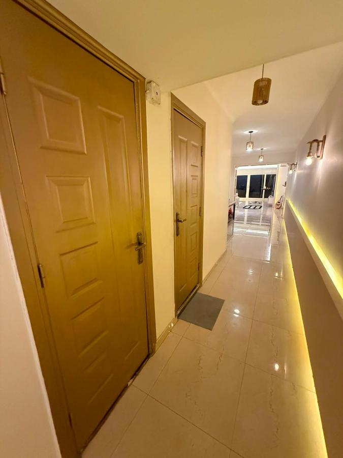 Luxury Nile View Apartment Next to Hilton Maadi - B&B Cairo