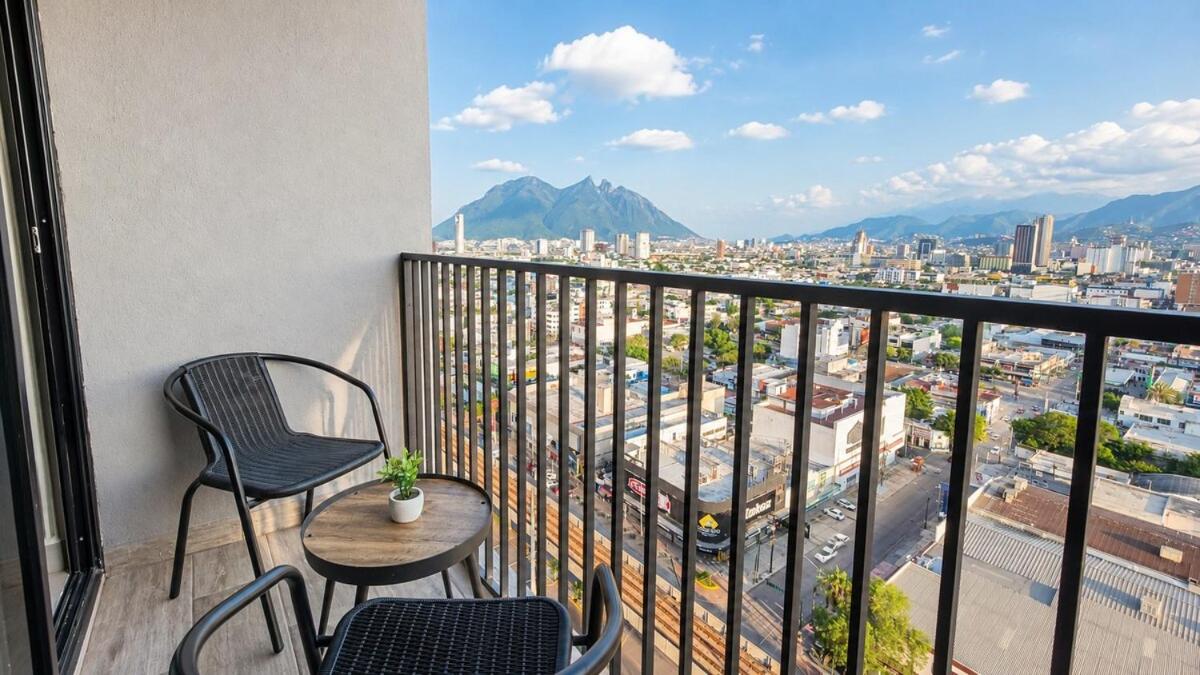 Colonia17 Apartment 2 Bedroom, Balcony, Gym & Parking - B&B Monterrey