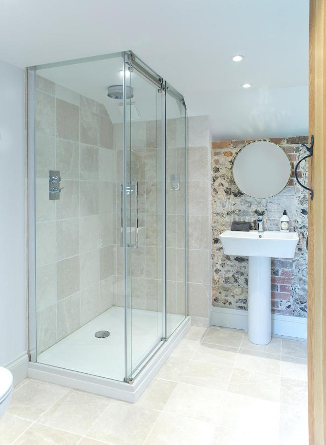 Shepherds Barn - B&B West Dean