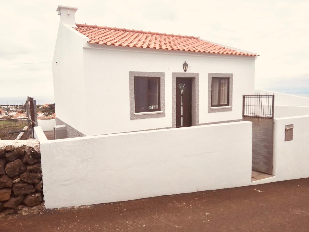 Casa de Cima - B&B Doze Ribeiras