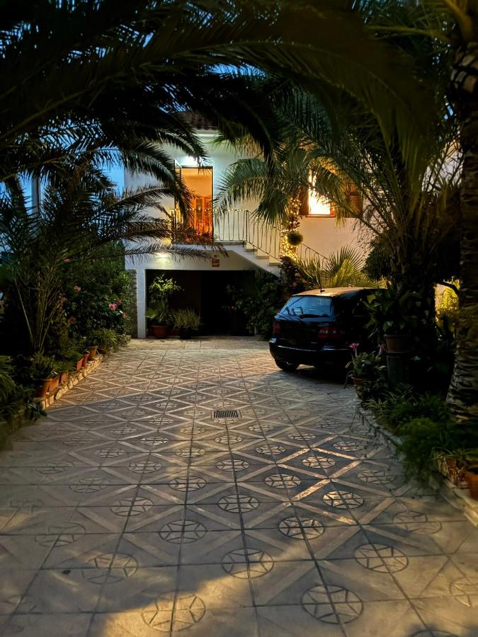 Apartamento en Chalet a Pie de Playa en Dénia - Chambres d'hôtes Denia
