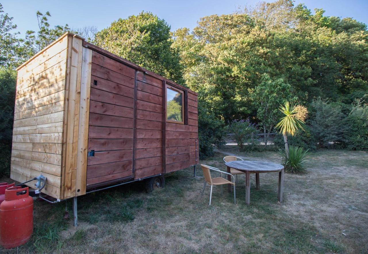 Leto Shepherds Hut By Airpremier - B&B Alfriston