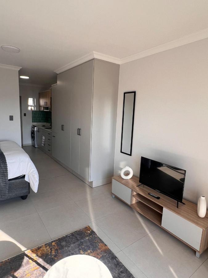 Emerald Escape Studio in Riverstone Wetland Estate - B&B Centane