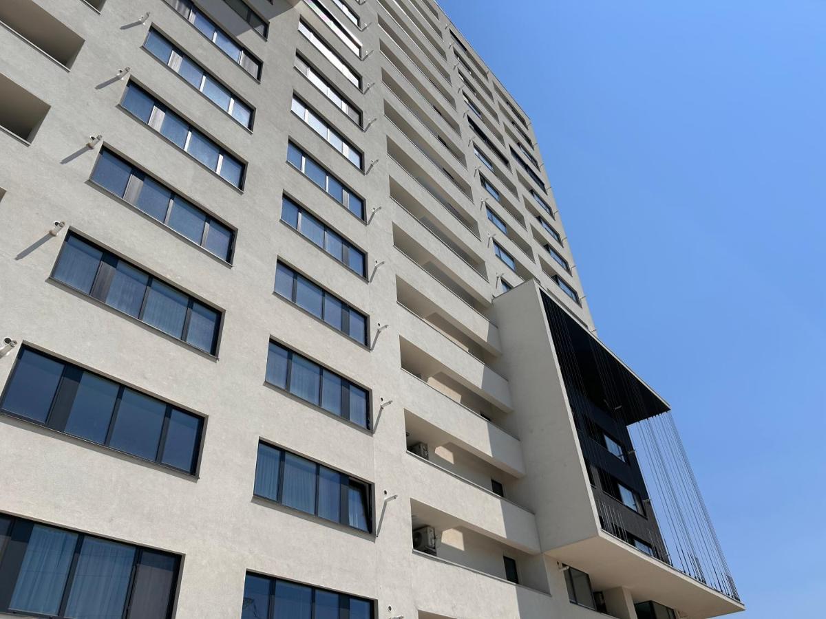 V'One - Cozy & Quiet Apartment - Free Parking - B&B Timişoara