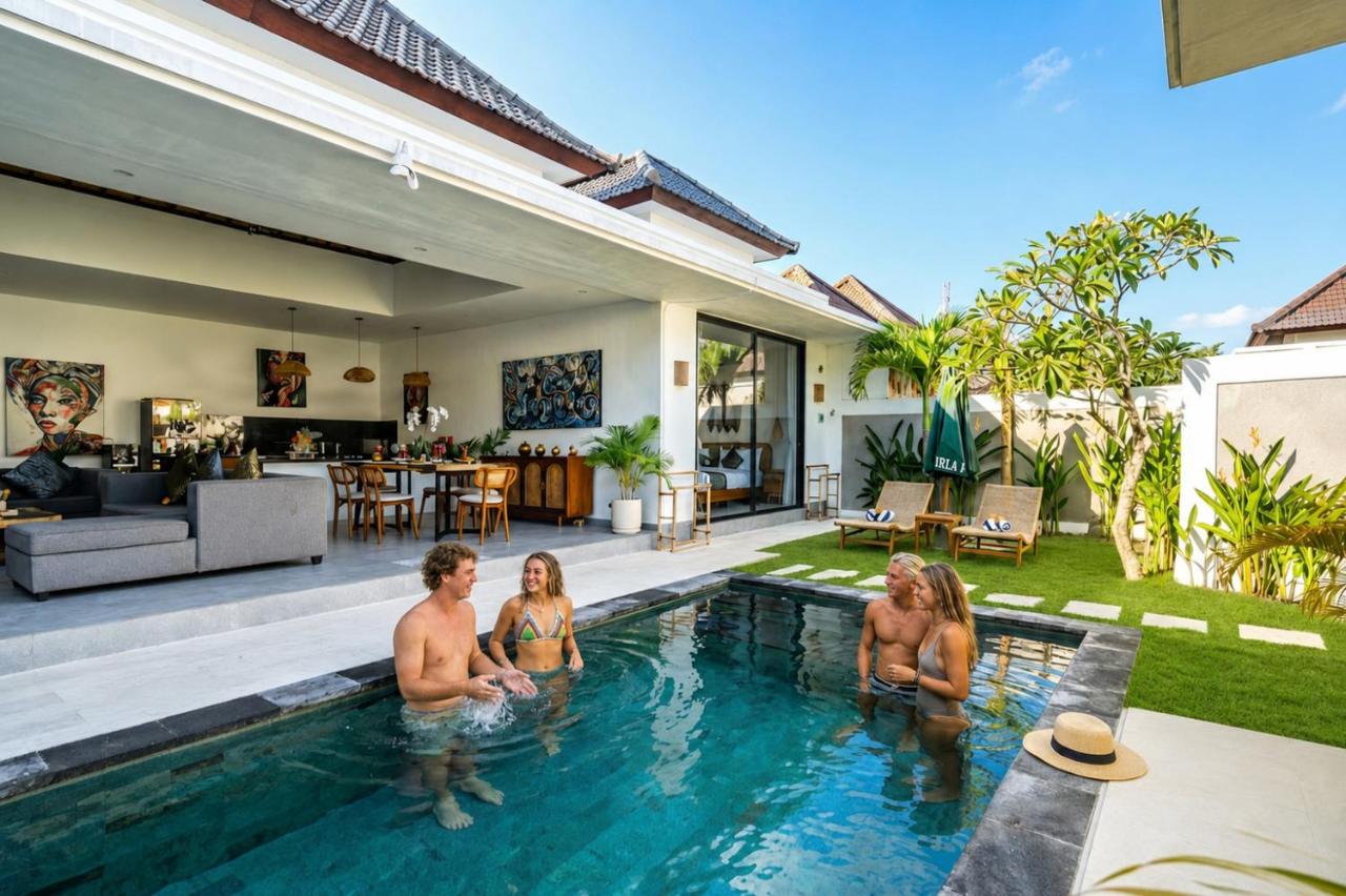 New Luxury Seminyak Villa, 5 Min to Beach - Bed and Breakfast Seminyak