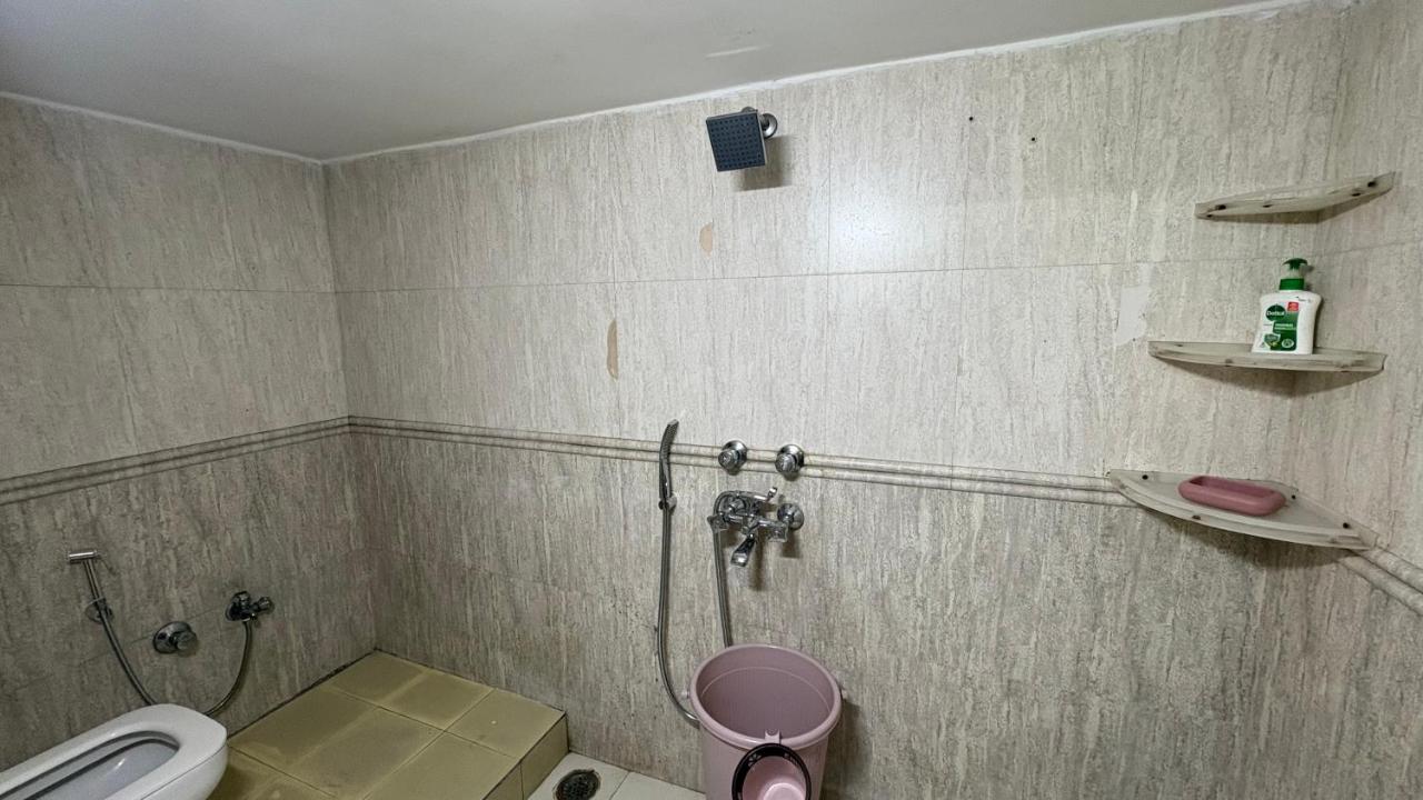 Elite Homes Raipur Family Friendly Cozy Home Near Airport & Mall - Chambres d'hôtes Raipur