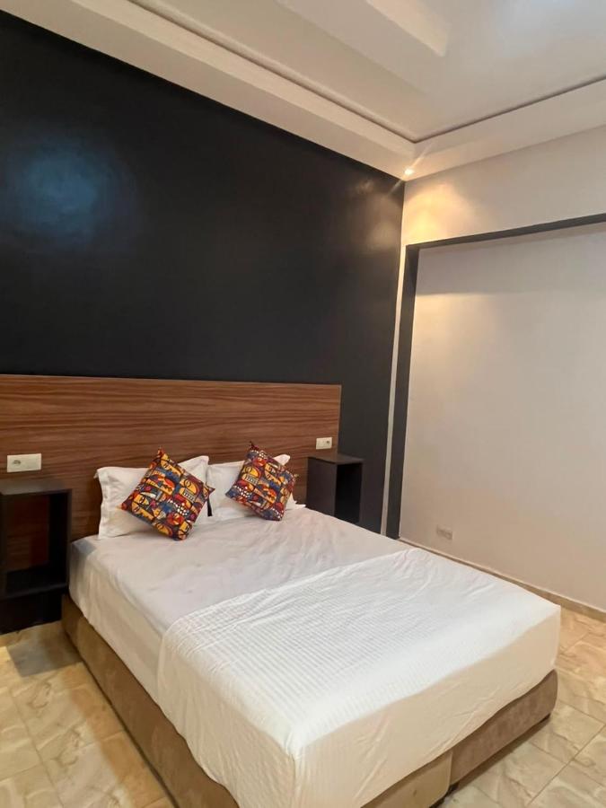 Le Transit Chic Confort & Proximité Gare & Axes Principaux - B&B Marrakesh