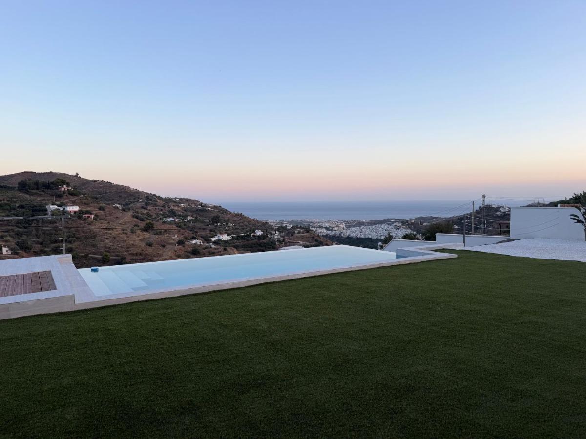 Luxury Brand New Villa, Private Pool See View - B&B Torrox
