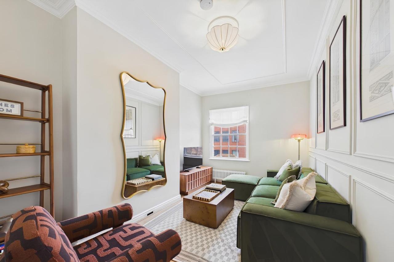 Characterful Loft on Historic Rows, Free Parking - Chambres d'hôtes Chester