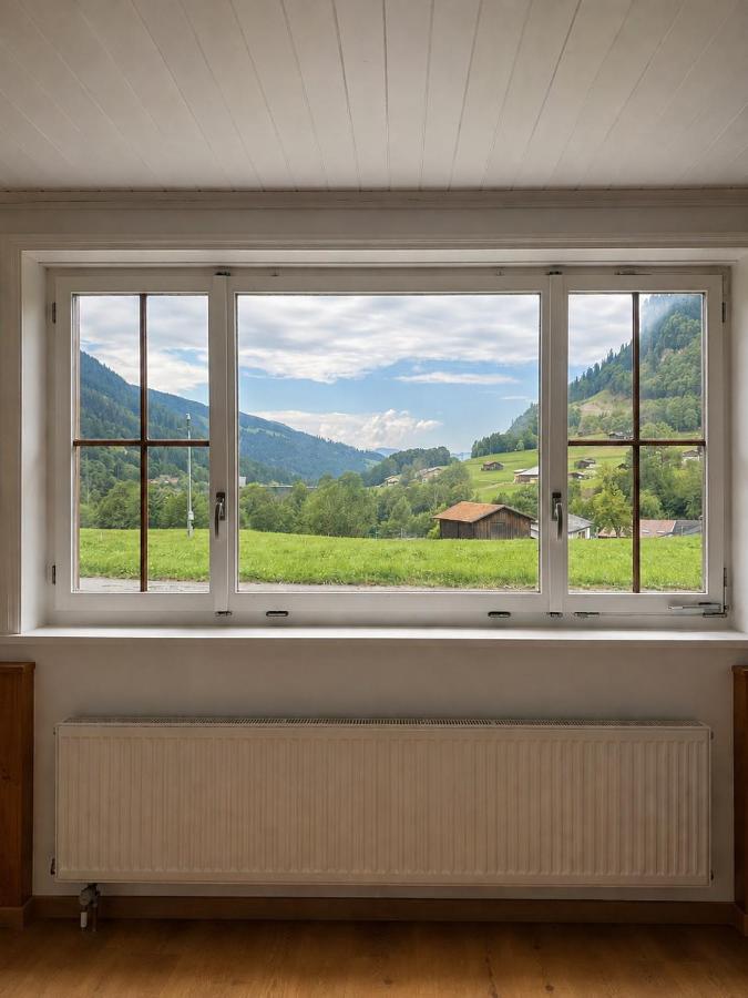 Alpen Apartment I Klosters I Bike & Hike I Familie - Chambres d'hôtes Klosters Dorf