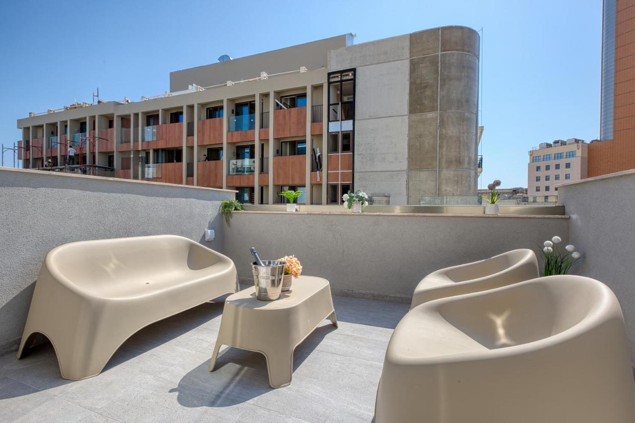 Paceville St Julians Studios King Bed WiFi by Beyond Air - Ferienwohnung St. Julian's