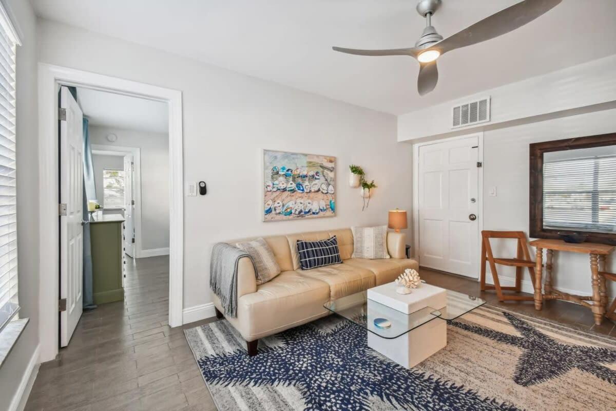 2Bedroom Indian Rocks Beach Condo-Steps to Sand - Ferienwohnung Clearwater Beach