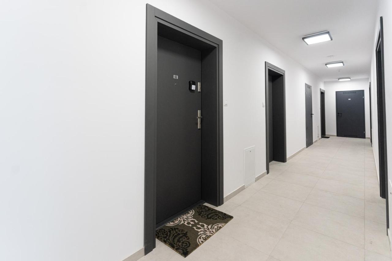 Solidarności Modern Beige Studio by BookingHost - B&B Rzeszów