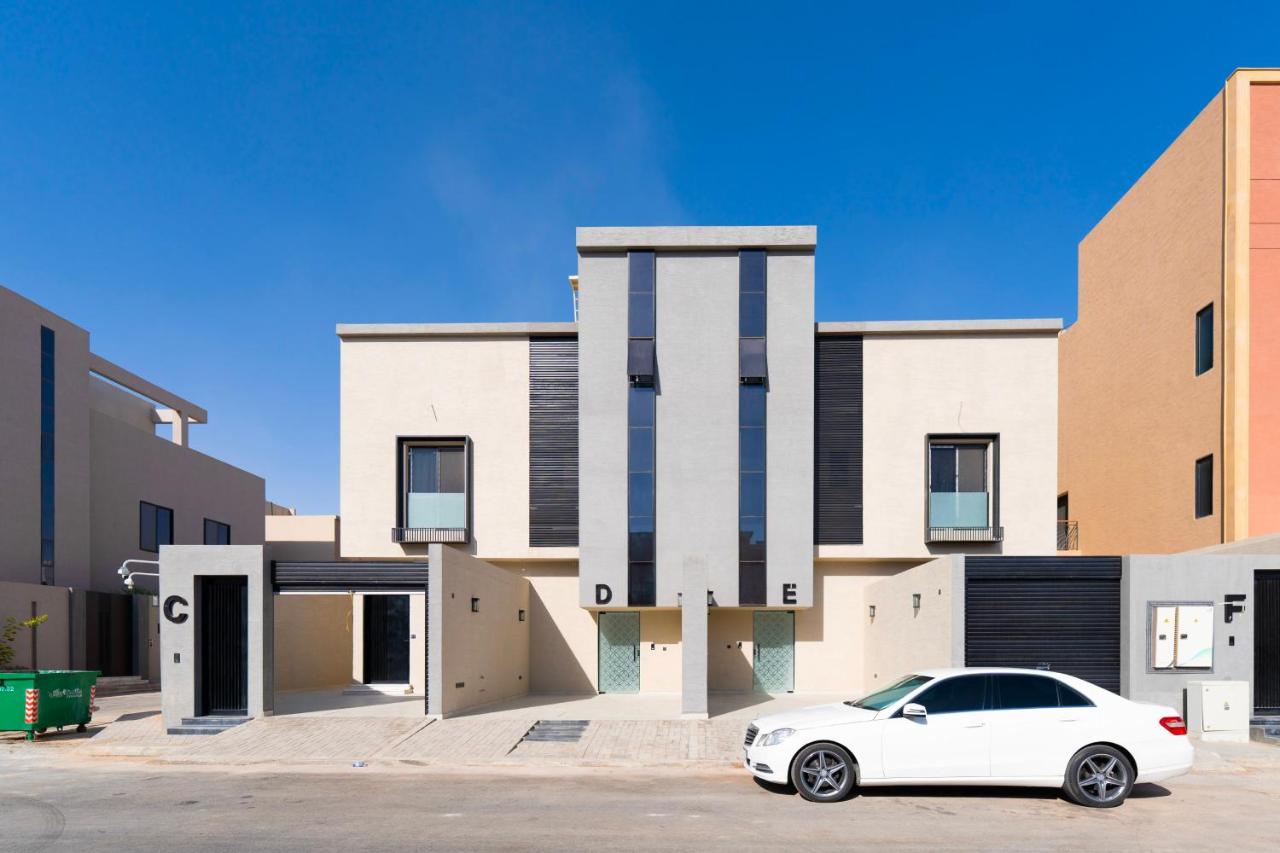 D2 - Modern 4 Bedroom Apartment - B&B Riad