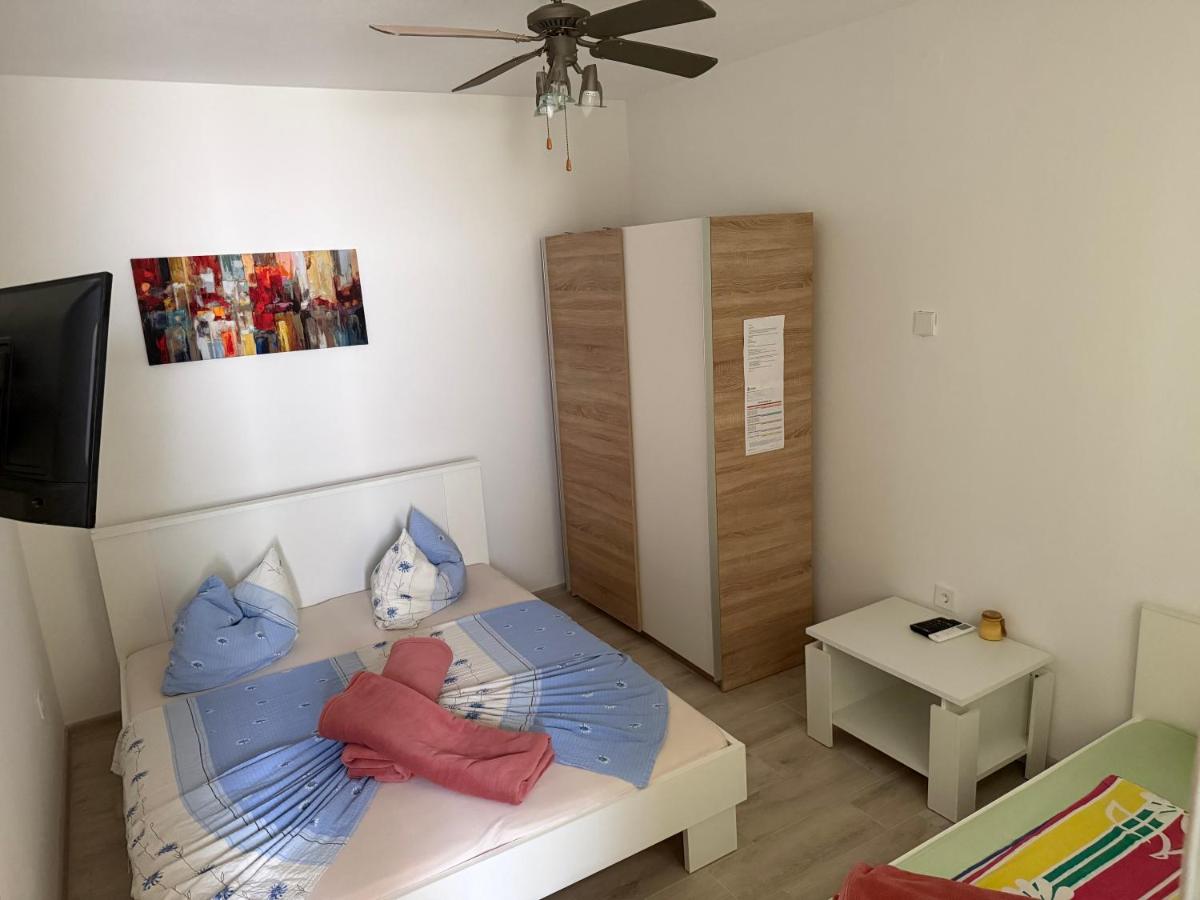 Apartment mit Balkon