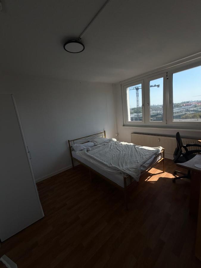 Center of Berlin with a view Ostbahnhof - B&B Berlín