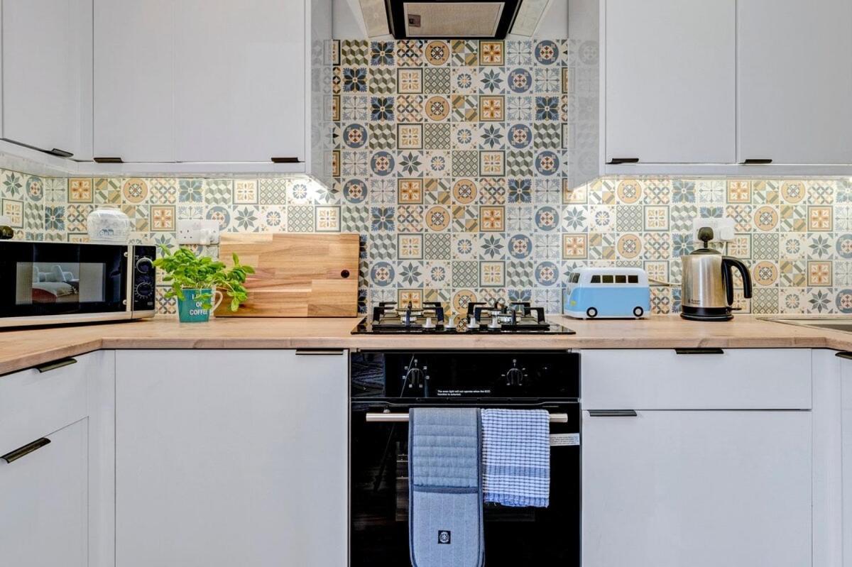 Stylish 2-Bed Villa Central Edinburgh - Bed and Breakfast Edinburgh