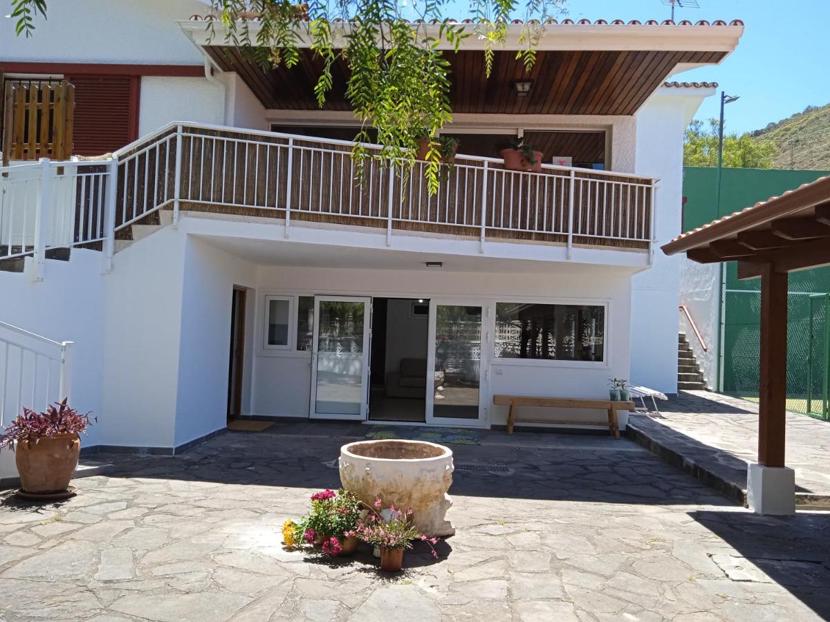 Casa Vidana con jardín privado y pista de pádel - B&B Tegueste