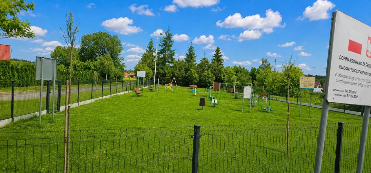 Nowoczesny dom na wyłączność 20 min od Torunia - B&B Szembekowo