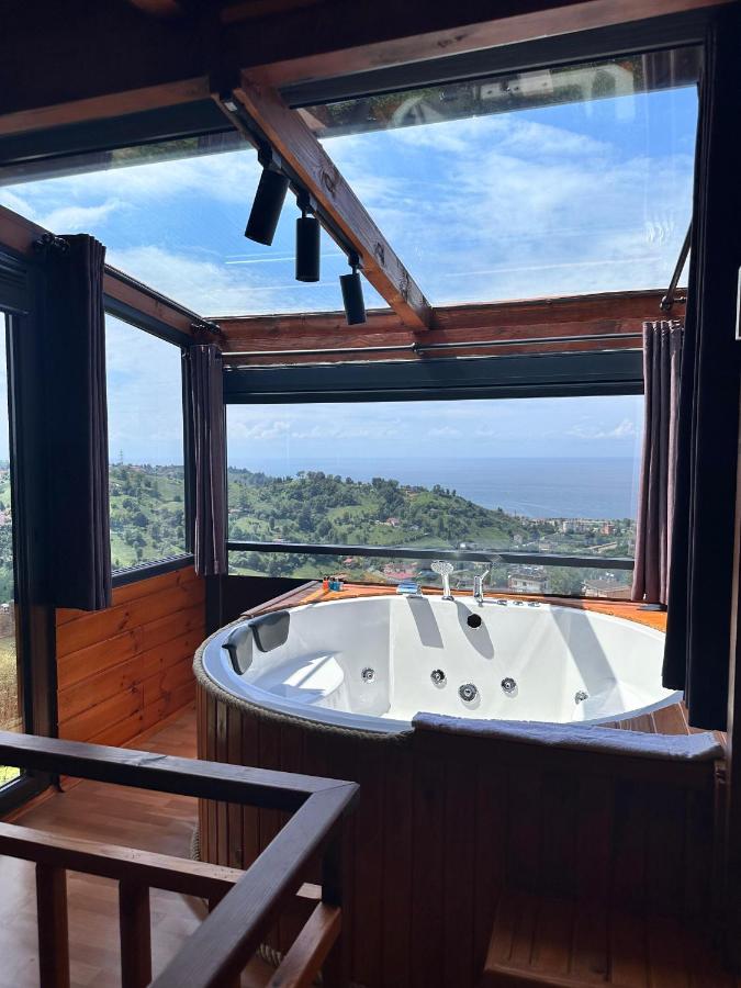 Villa Deluxe