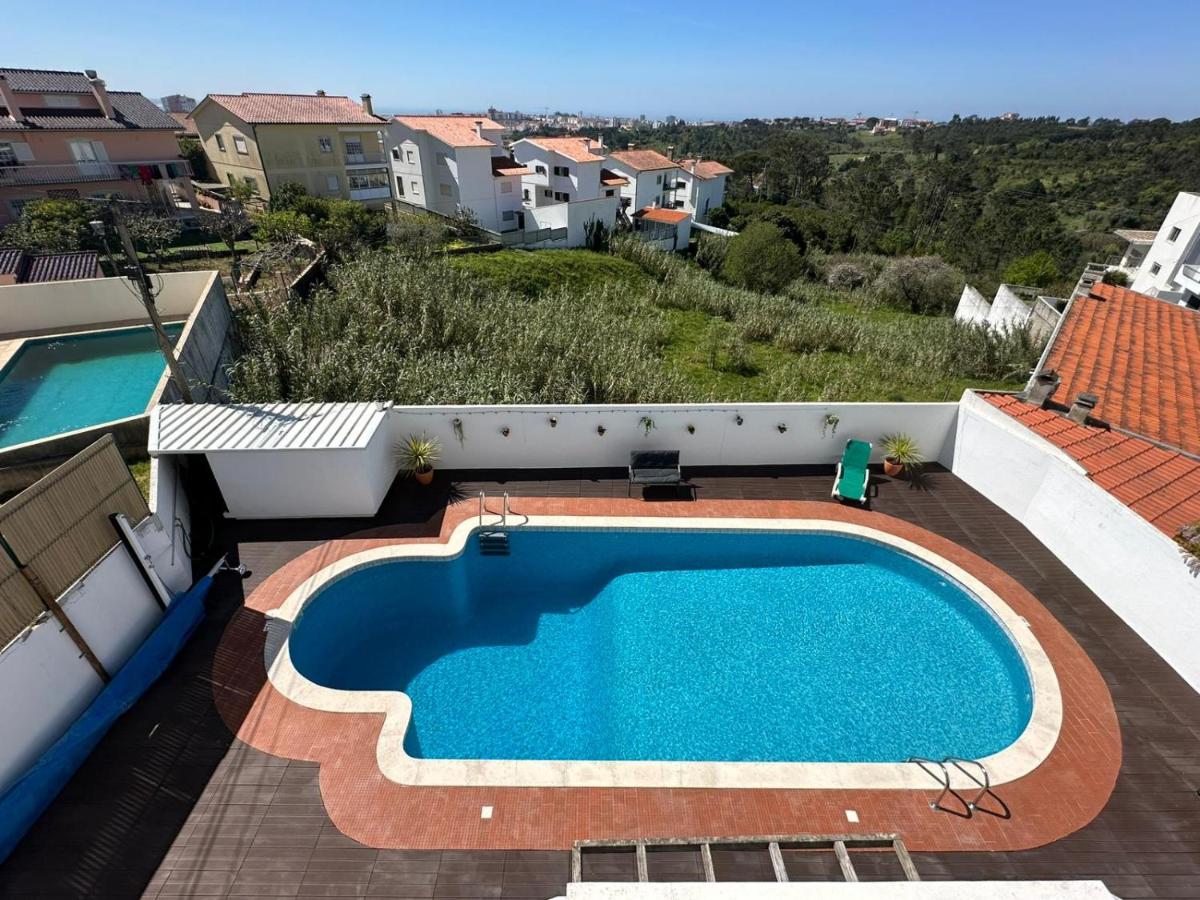 Sunny Studio with Pool Access - Beach & City 5 min - B&B Figueira da Foz