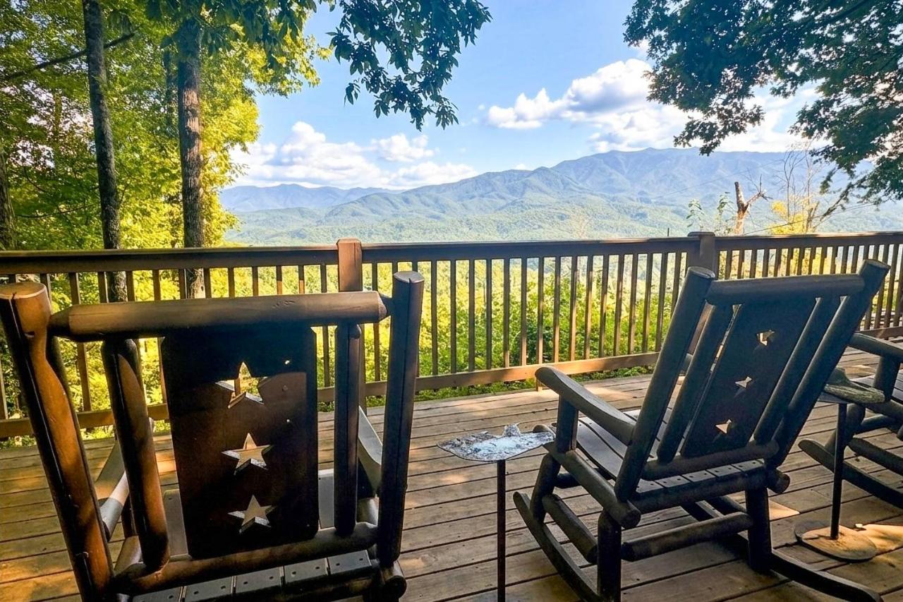 Panoramic-View Gatlinburg Cabin w/ Private Hot Tub - Ferienwohnung Gatlinburg
