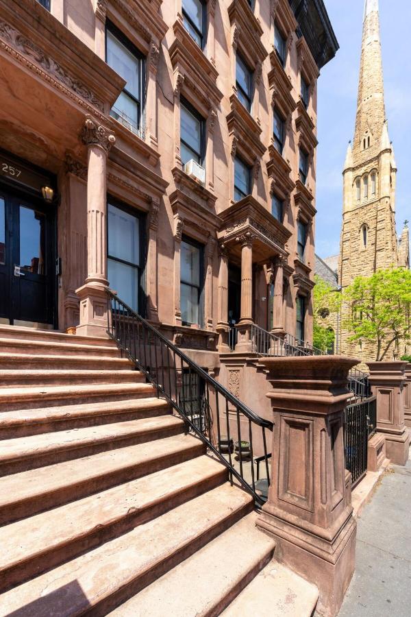 Beautiful 2-Bedroom Townhouse NYC - B&B New York