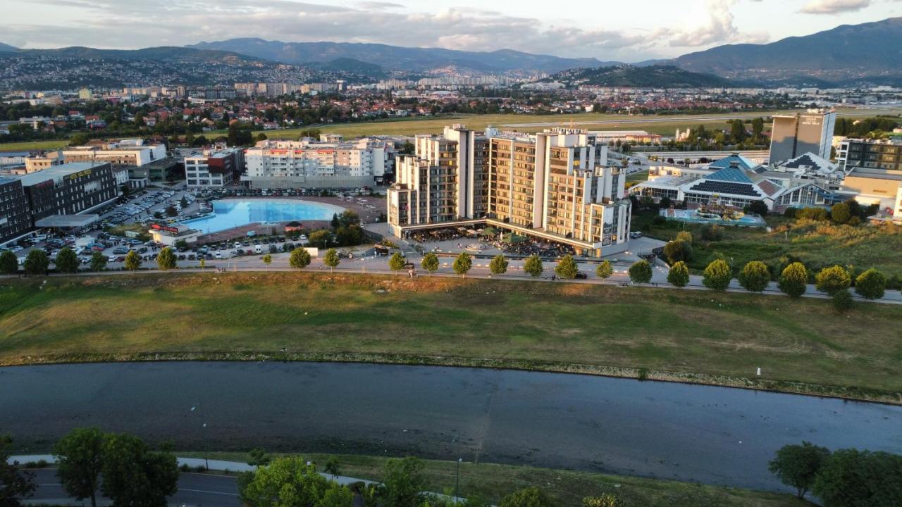 Modern Riverside Apartment - B&B Sarajevo