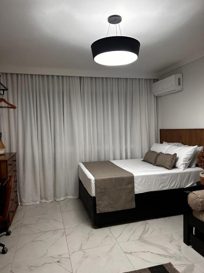 Studio no Gonzaga em frente à praia - Garagem, Ar condicionado, WI-FI - Ferienwohnung Santos