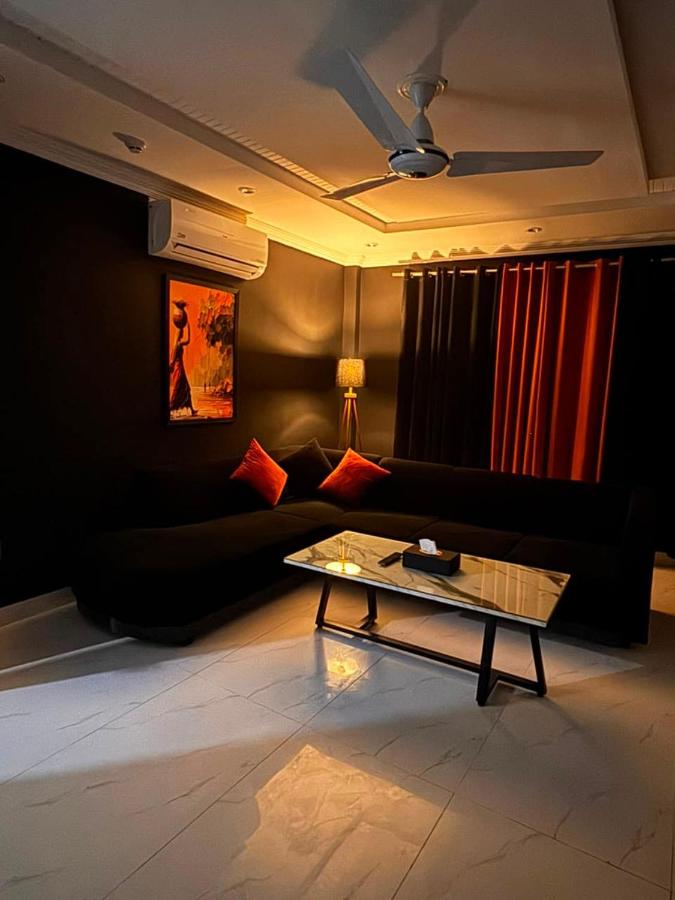 1 BHK - Apartment in Lahore - Imperial Residency - B&B Lahore