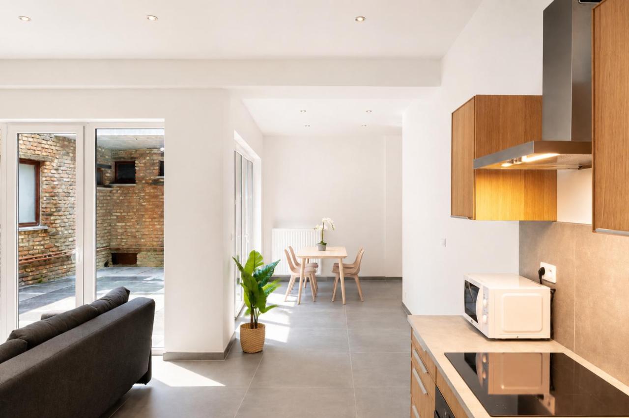 Apartment with Terrace