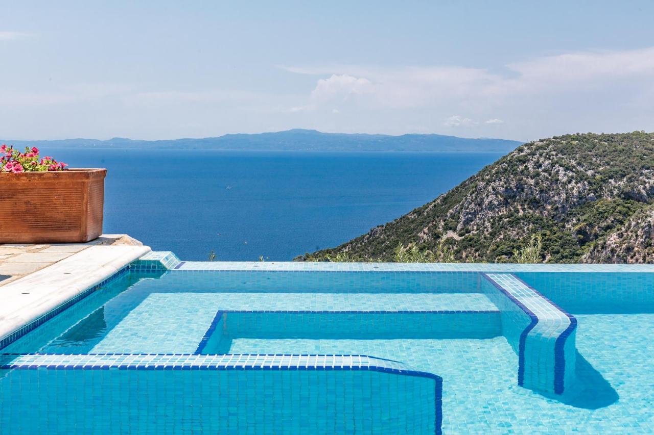 Elies Houses - B&B Agnontas