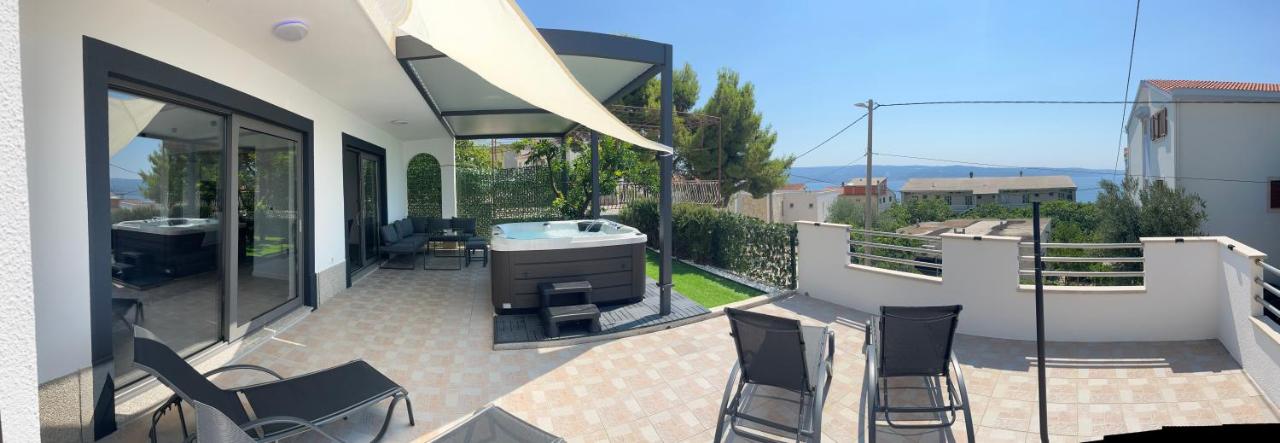 AD Residence Luxury Jacuzzi & Sea View - Ferienwohnung Duće