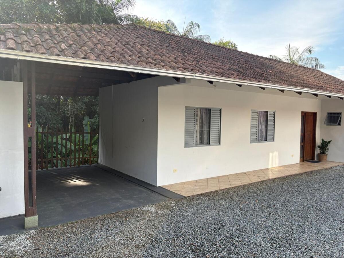 Casa de hóspedes - 2Q, 3 camas, garagem coberta - Chambres d'hôtes Joinville
