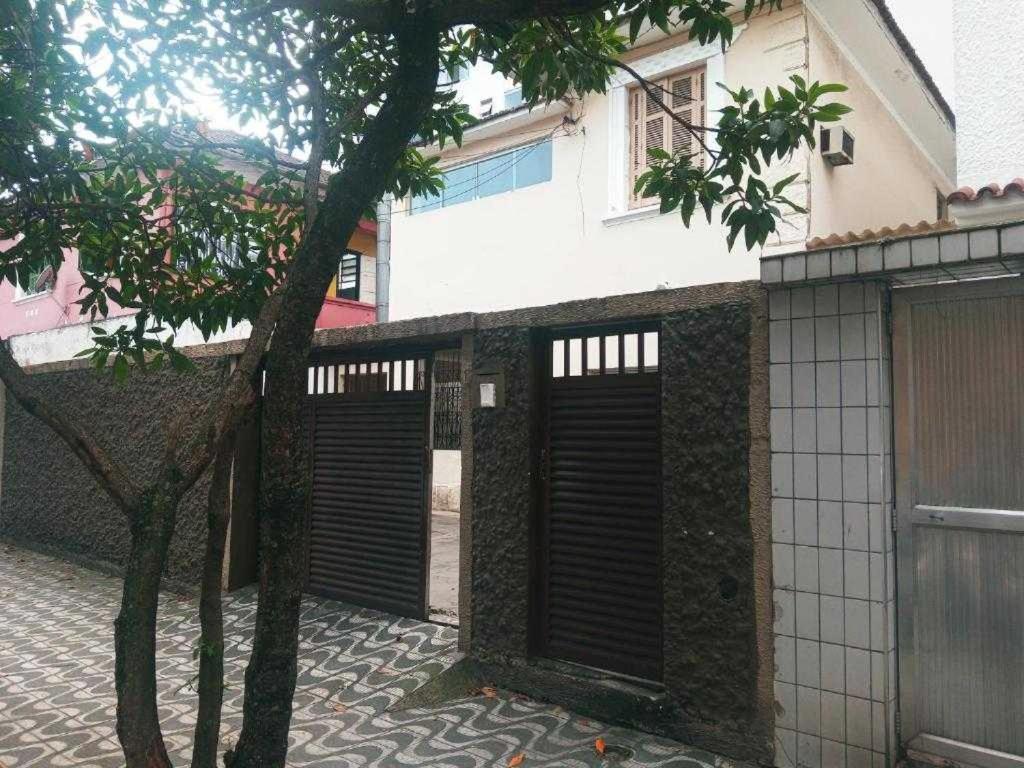 Casa Studio Home Oficce - Garagem - Wc Priv - Qto Family - Não Fumantes - 200 mts da Praia - Chambres d'hôtes Santos