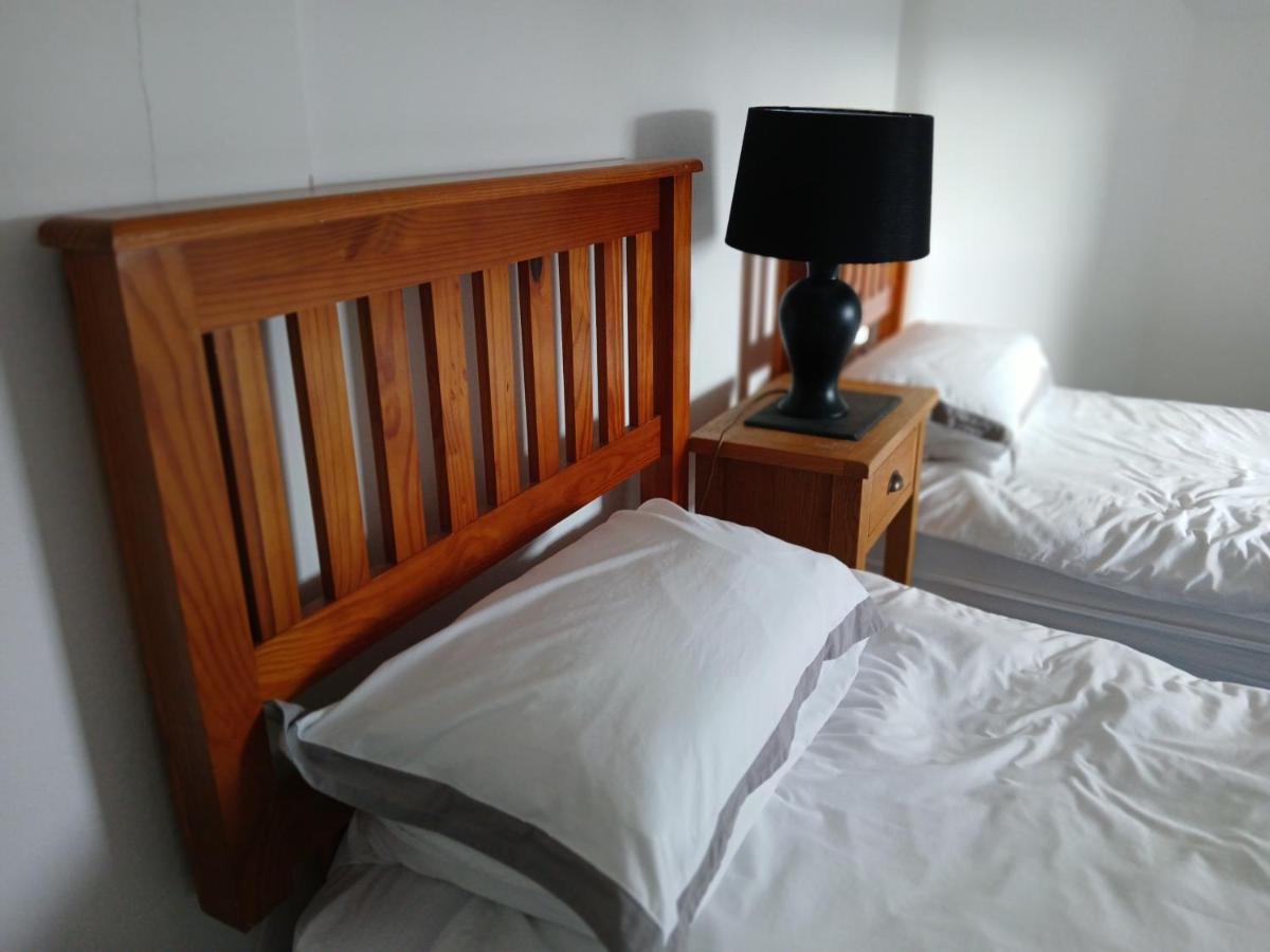 Self Catering Apartment sleeps 6 - B&B Prestwick