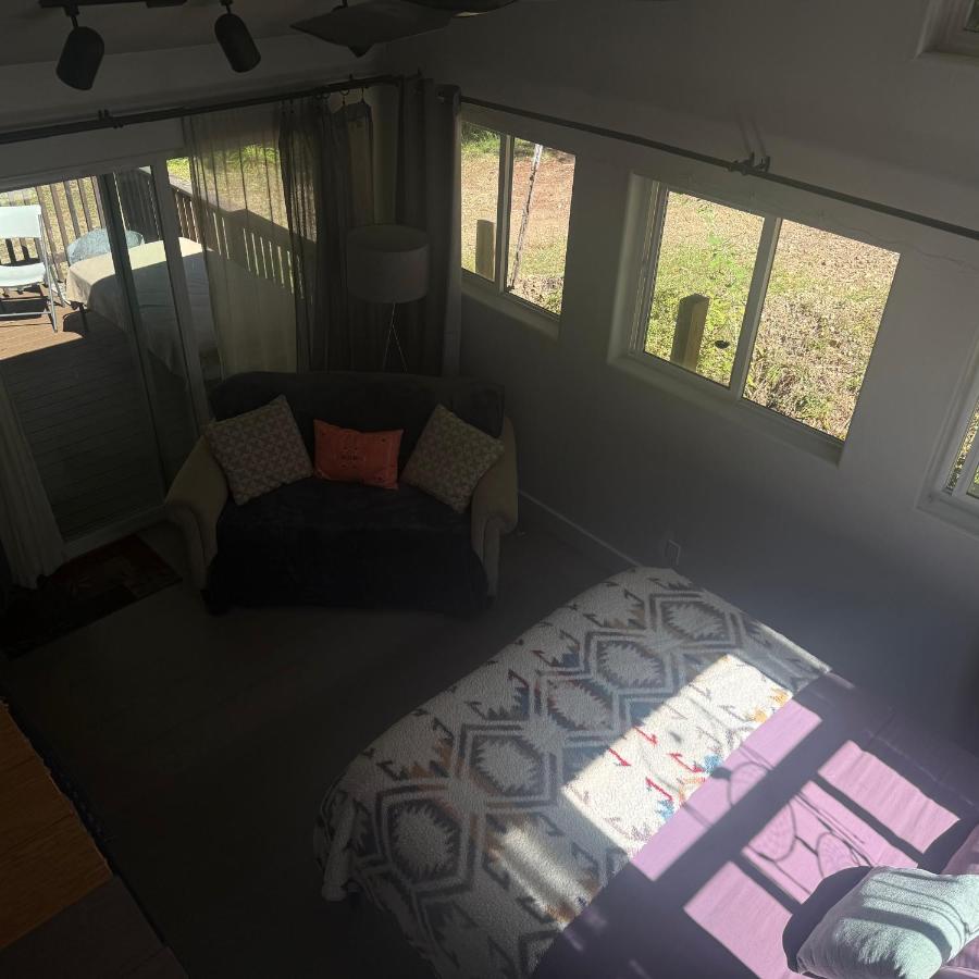 Rustic River Retreat - B&B Whitethorn