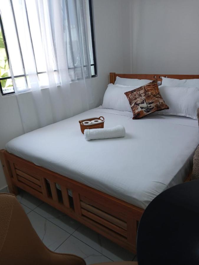 Big studio bamburi with parking - B&B Mombasa