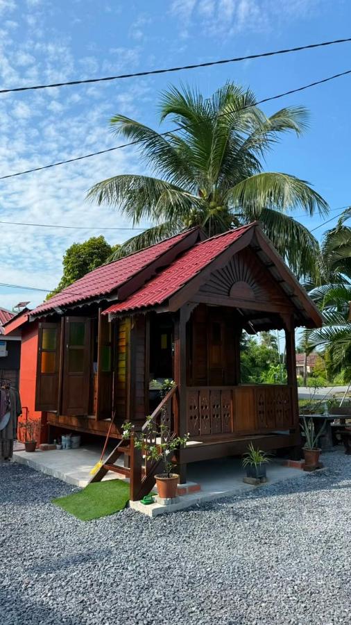 Inap Singgah Jerlun - B&B Ayer Hitam